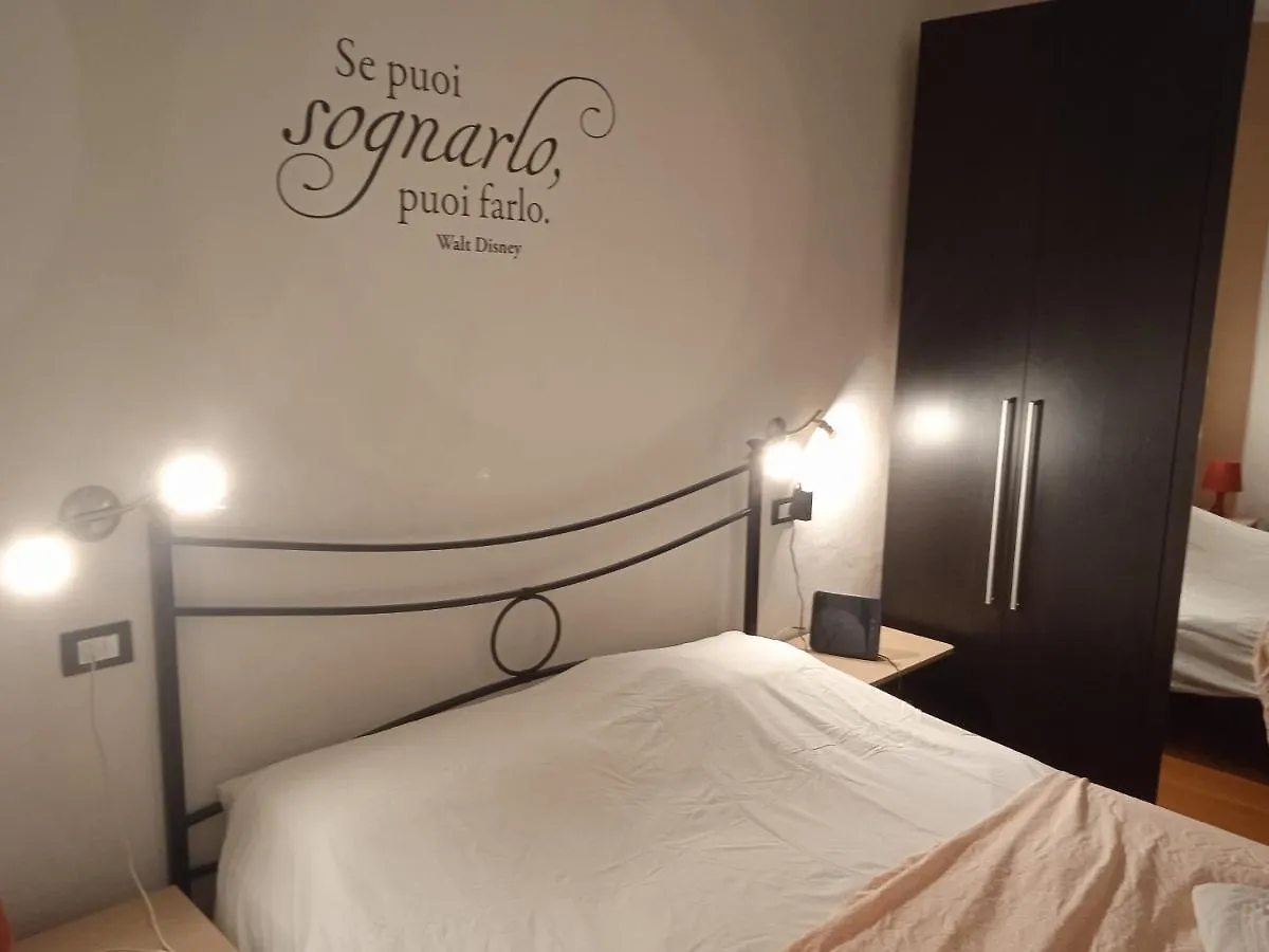 Rinascita Central Station House Mailand Italien